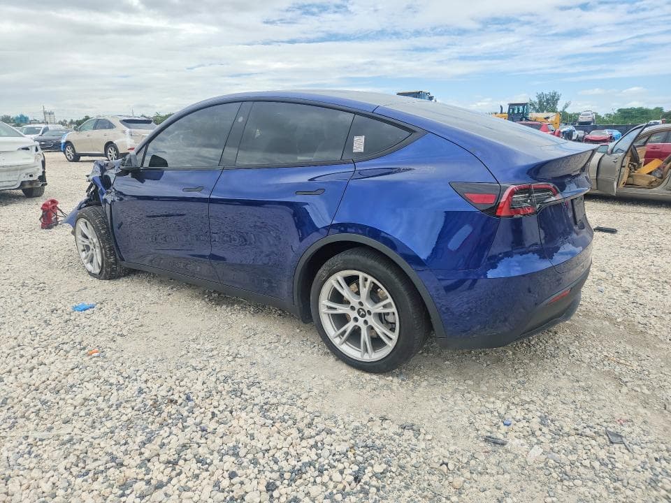 2023 TESLA MODEL Y 2