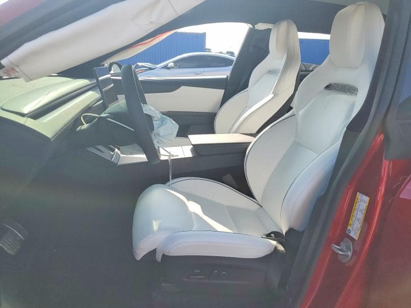 2026 TESLA MODEL Y 7