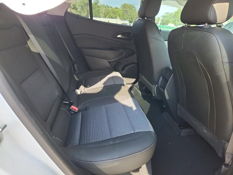 2025 CHEVROLET TRAX 1LT 11