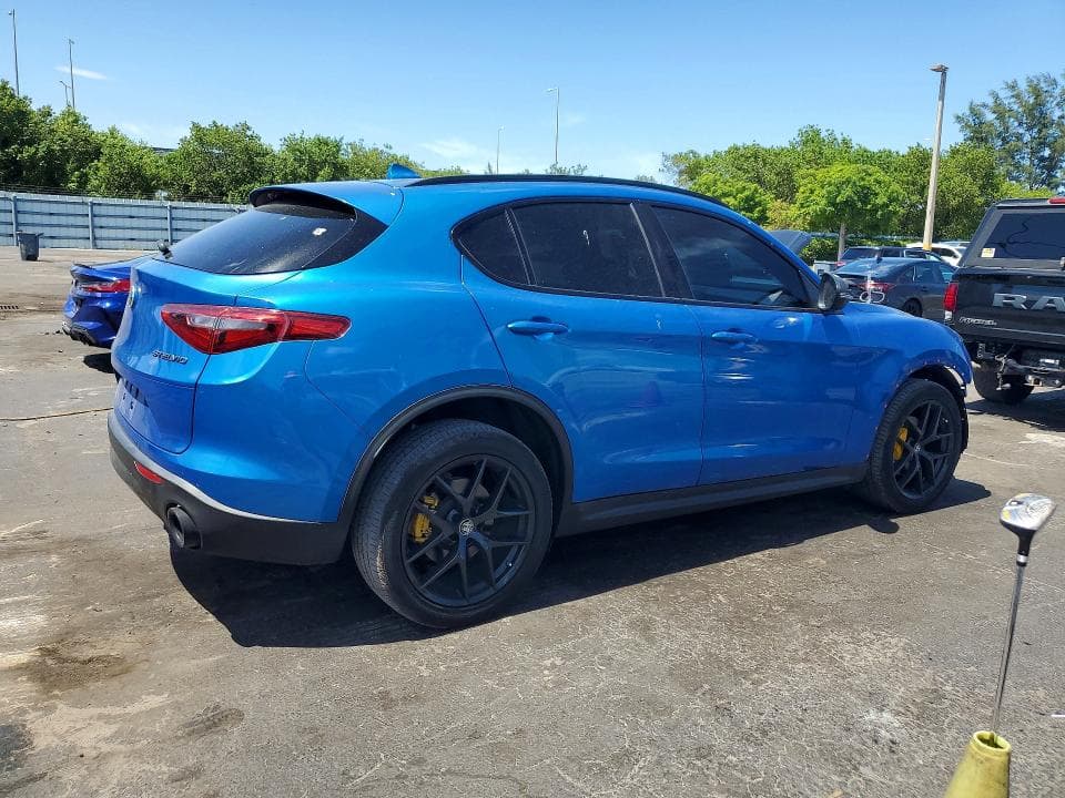 2019 ALFA ROMEO STELVIO 3