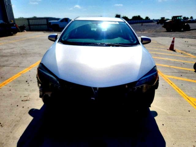 2017 TOYOTA COROLLA LE 5