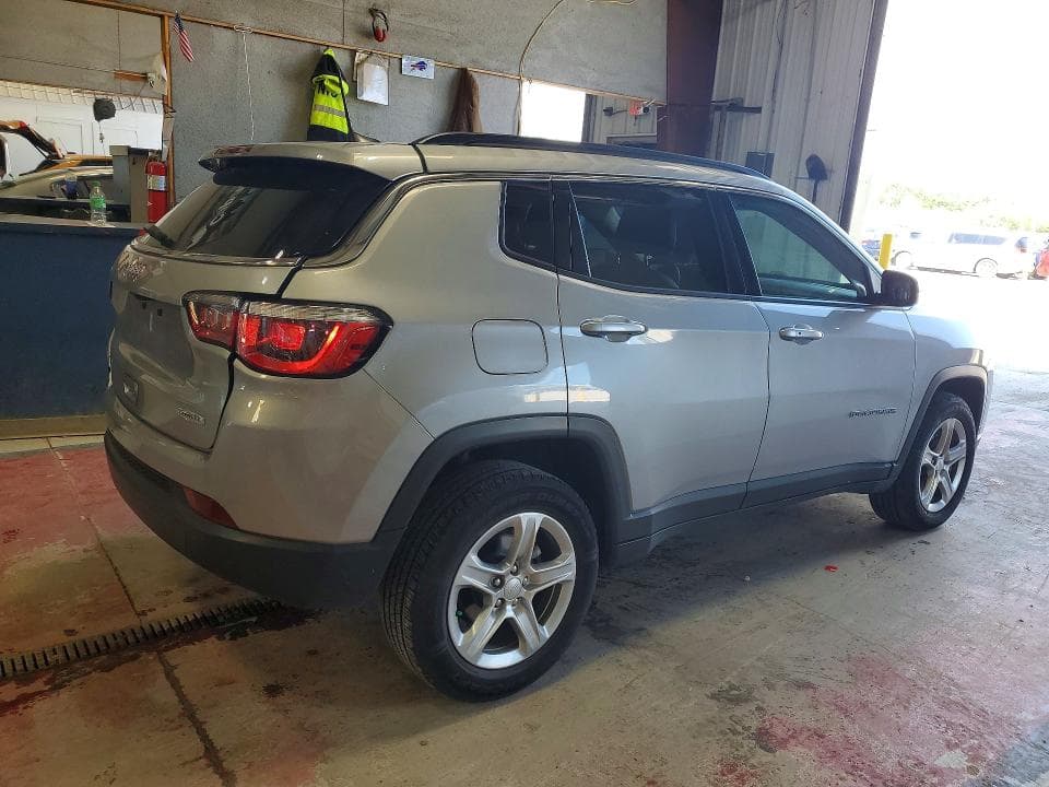 2024 JEEP COMPASS LATITUDE 3