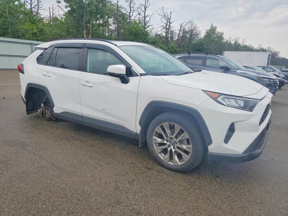2019 TOYOTA RAV4 XLE PREMIUM 4