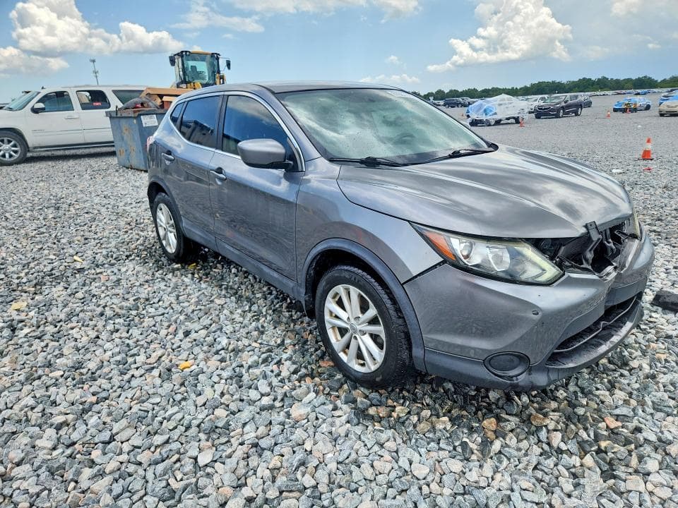 2017 NISSAN ROGUE SPORT S 4