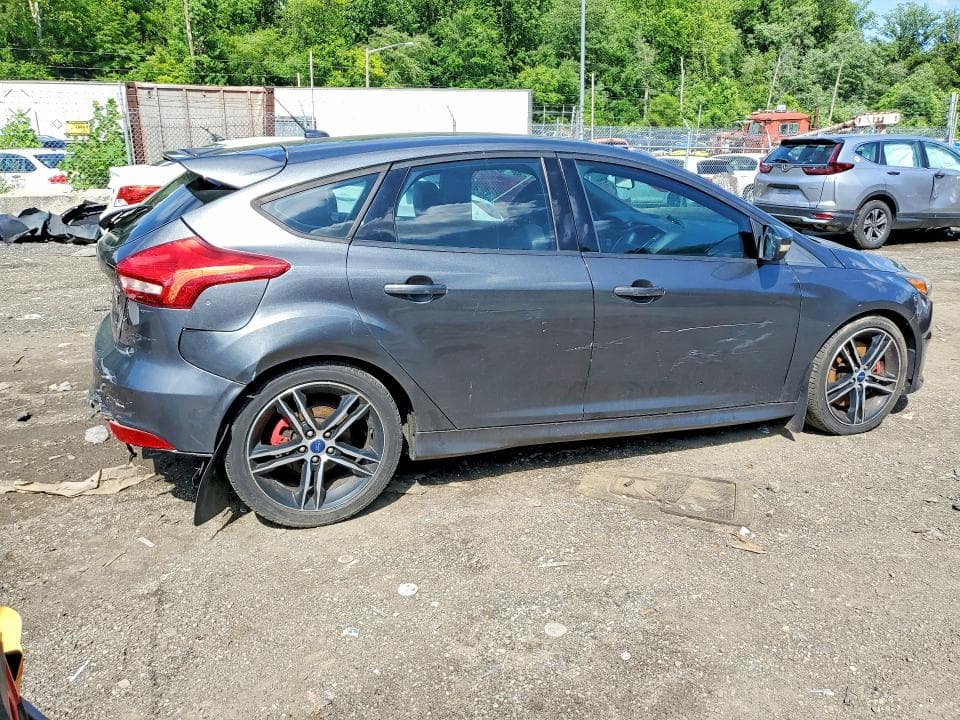 2017 FORD FOCUS ST 3