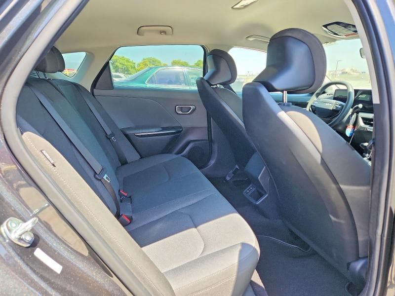 2025 KIA K4 LXS 10