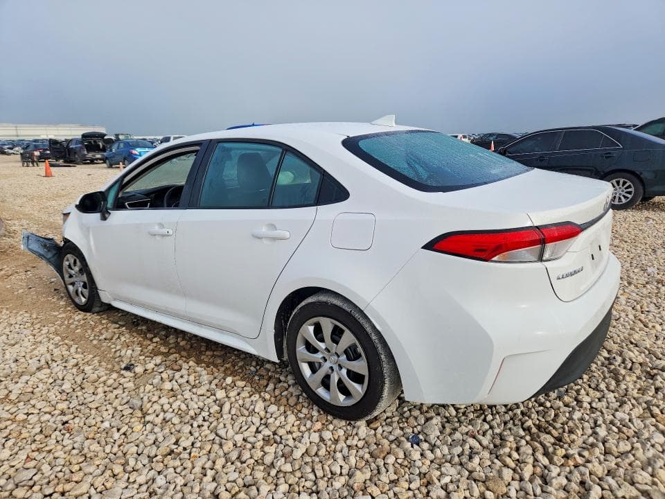 2025 TOYOTA COROLLA 2