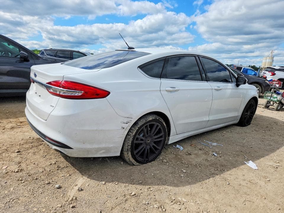 2017 FORD FUSION SE 3