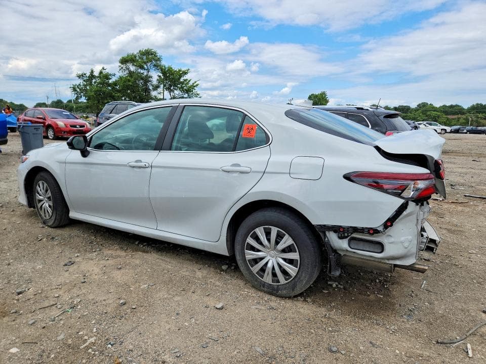2022 TOYOTA CAMRY LE 2