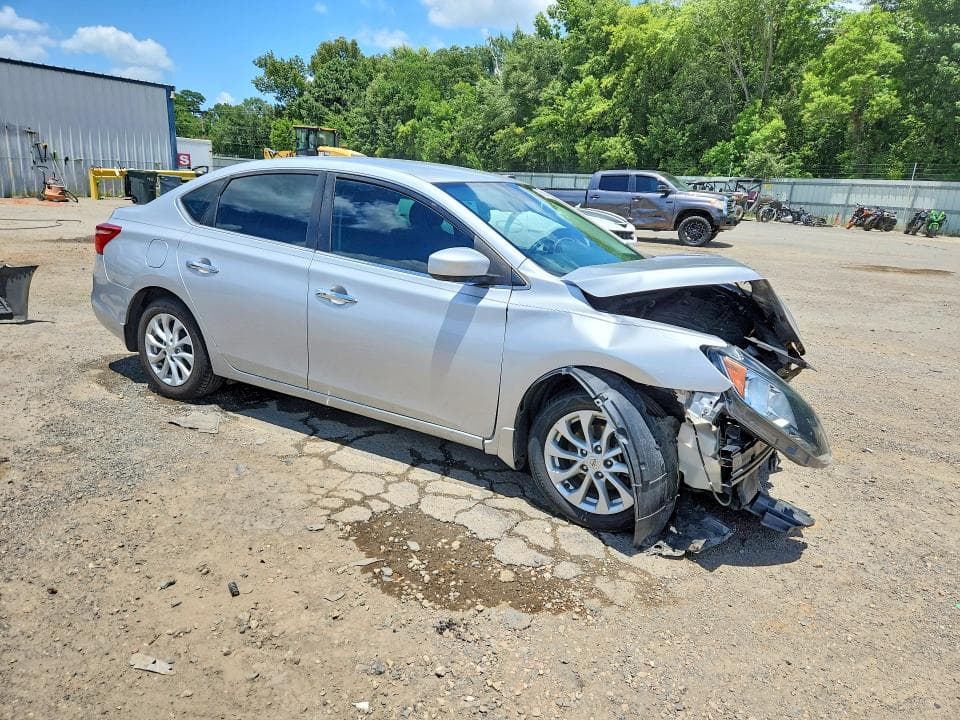 2019 NISSAN SENTRA SV 4