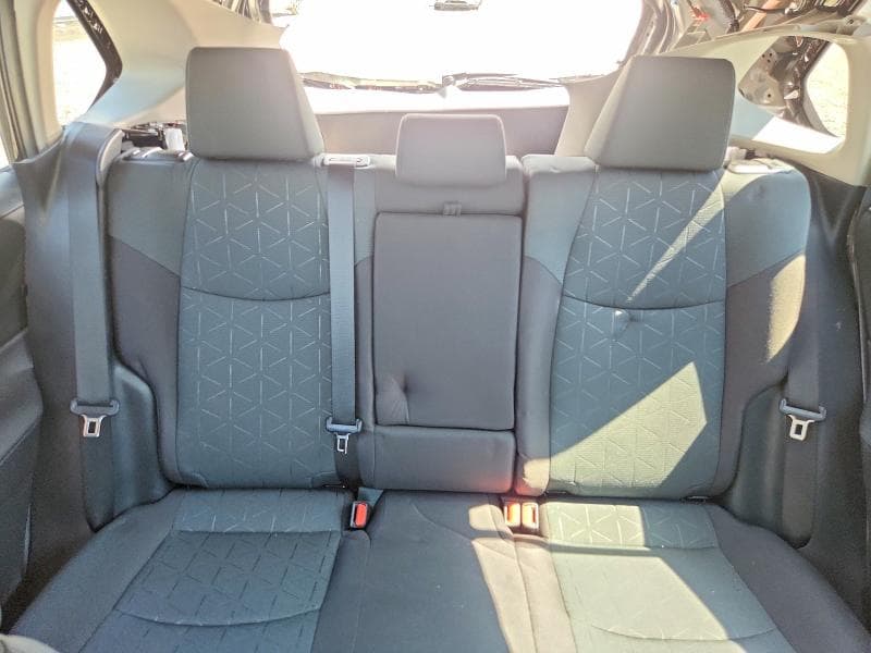 2025 TOYOTA RAV4 XLE 10