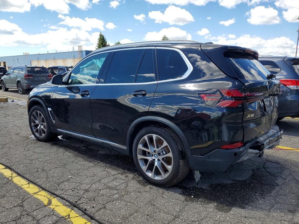 2026 BMW X5 XDRIVE50E 2