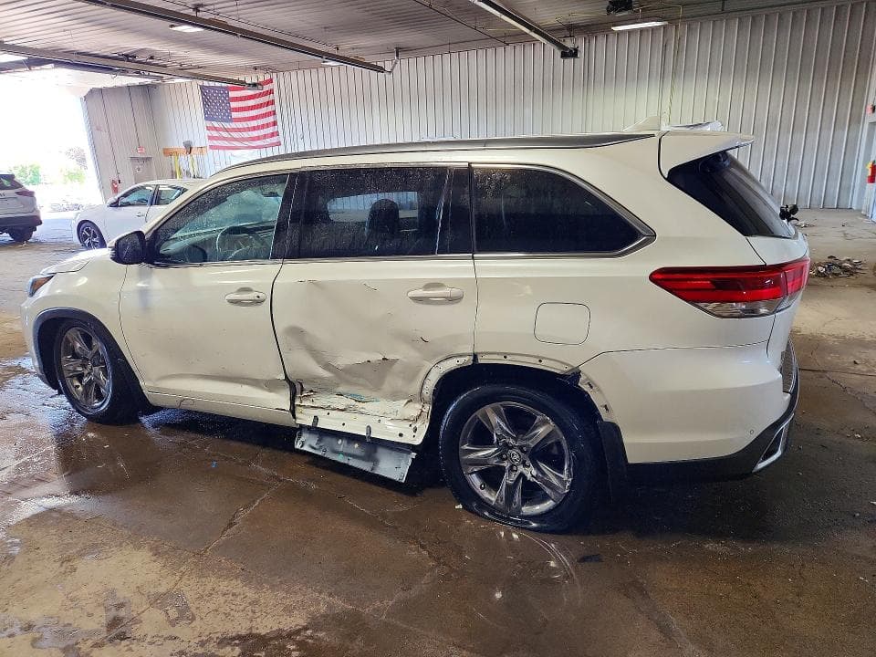 2017 TOYOTA HIGHLANDER LIMITED PLATINUM 2