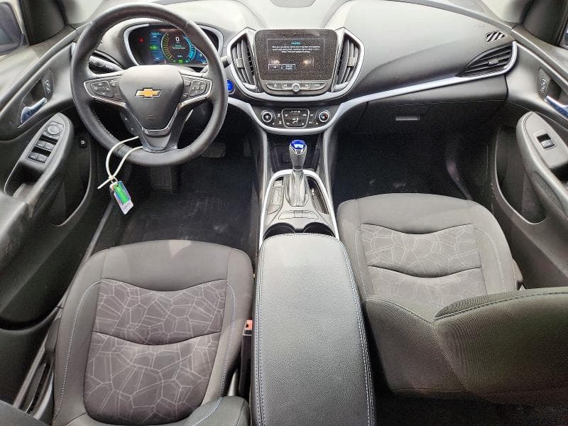 2017 CHEVROLET VOLT LT 8