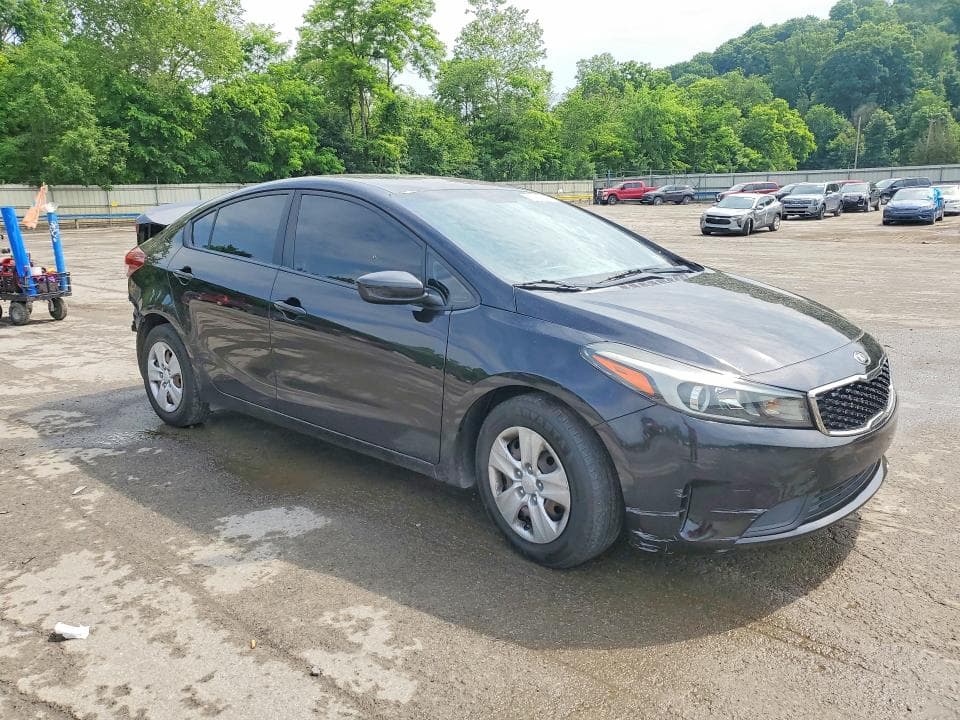 2017 KIA FORTE LX 4
