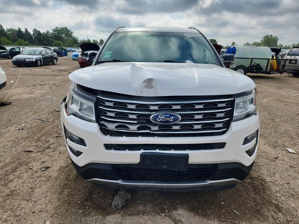 2017 FORD EXPLORER XLT 5