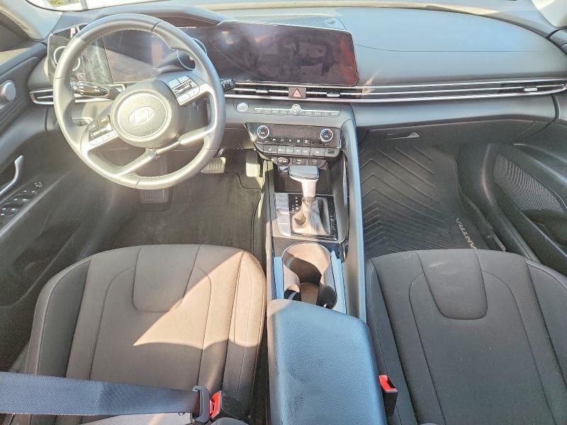 2024 HYUNDAI ELANTRA SEL 8