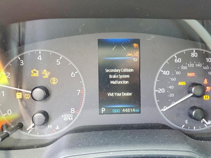 2024 TOYOTA COROLLA LE 9