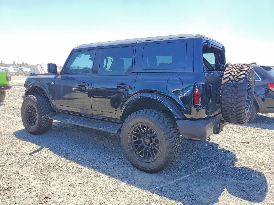 2025 FORD BRONCO OUTER BANKS 2