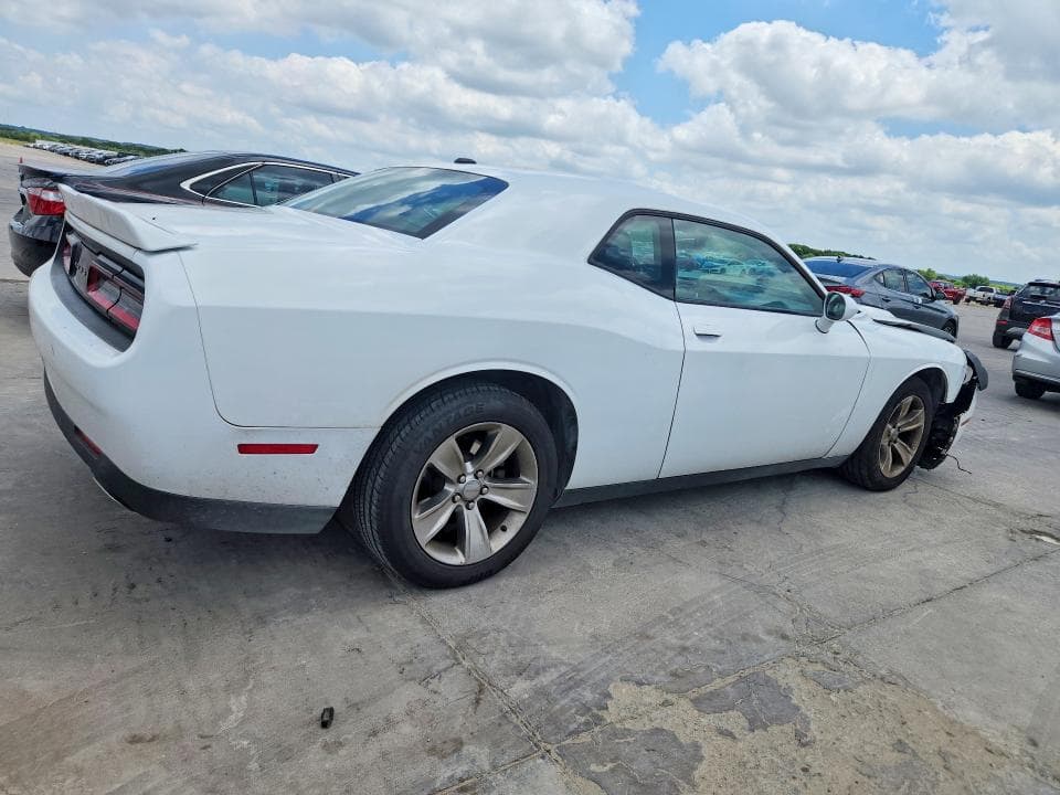 2021 DODGE CHALLENGER SXT 3