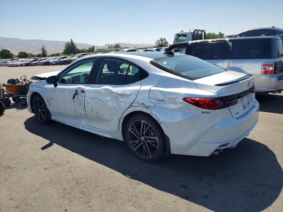 2026 TOYOTA CAMRY XSE 2