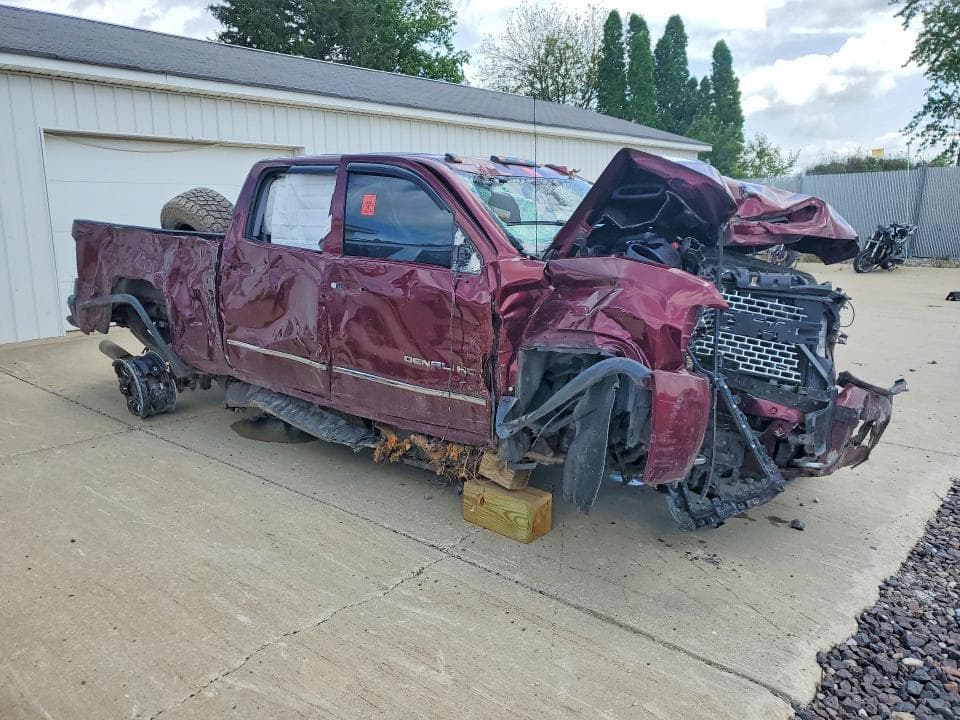 2017 GMC SIERRA K2500 DENALI 4