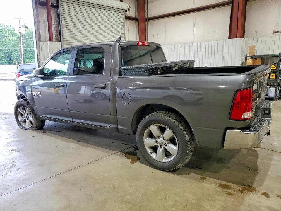 2019 RAM 1500 CLASSIC SLT 2