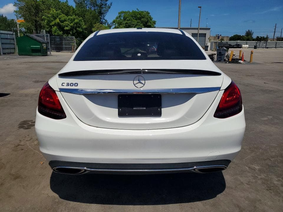 2019 MERCEDES-BENZ C 300 6