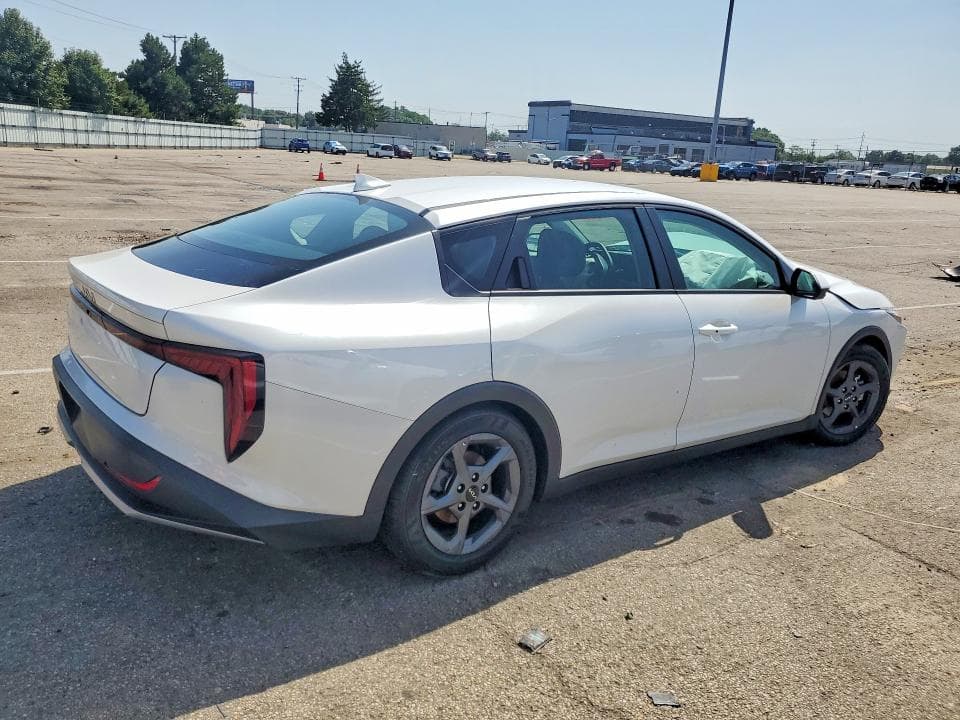 2025 KIA K4 LXS 3