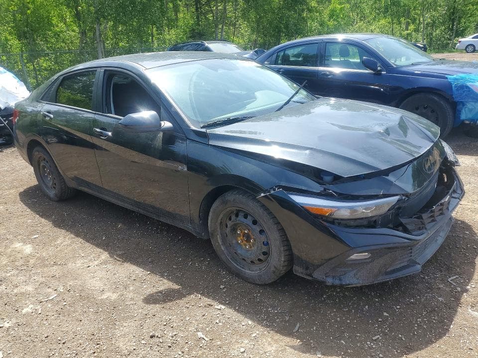 2024 HYUNDAI ELANTRA SEL 4