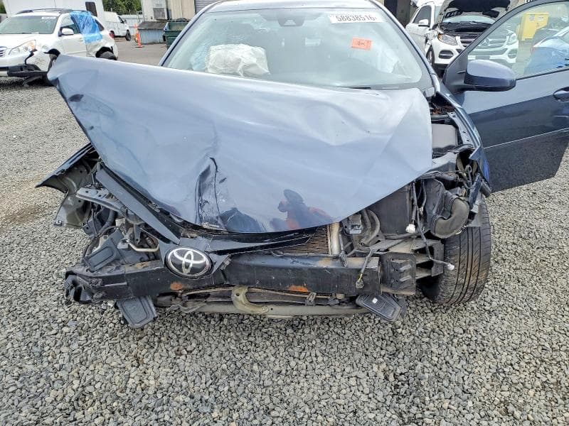 2018 TOYOTA COROLLA LE 11