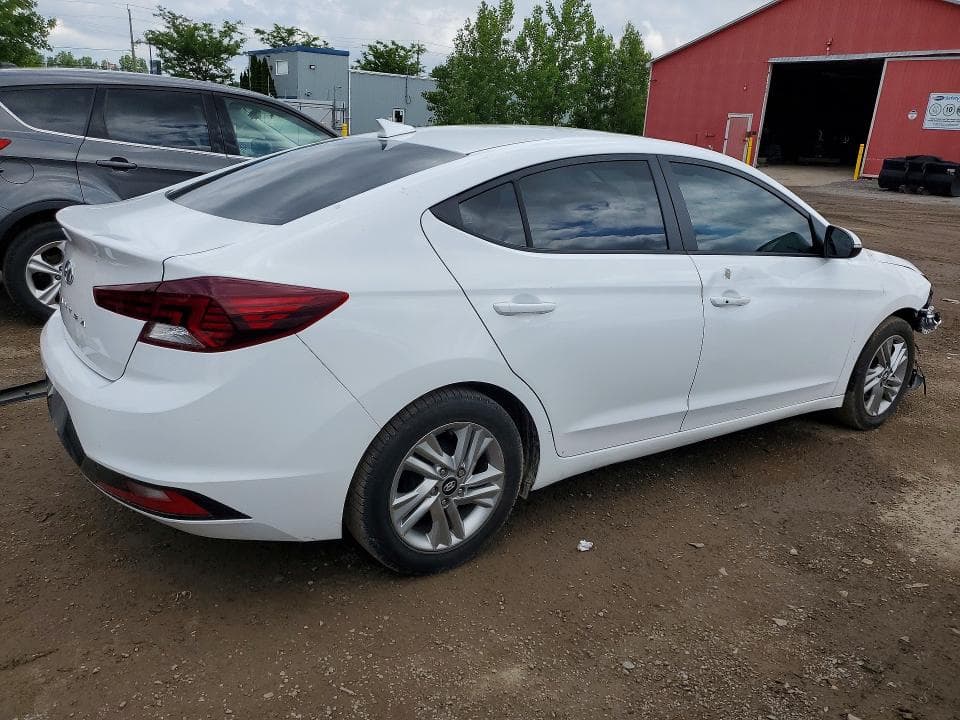 2020 HYUNDAI ELANTRA SEL 3