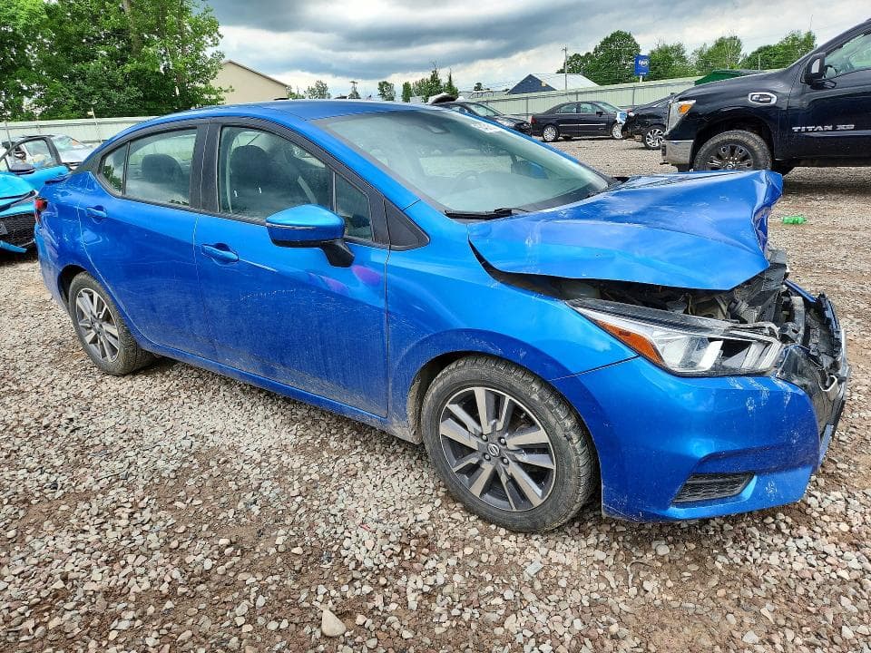 2020 NISSAN VERSA SV 4