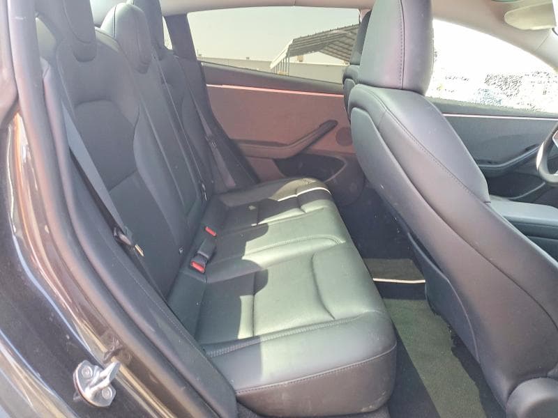 2025 TESLA MODEL 3 10