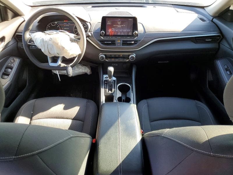 2024 NISSAN ALTIMA SV 8