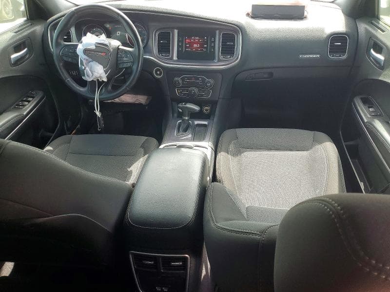 2017 DODGE CHARGER SE 8