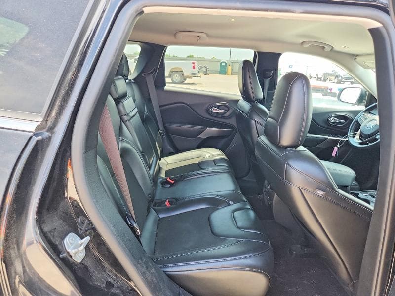 2019 JEEP CHEROKEE LATITUDE PLUS 11