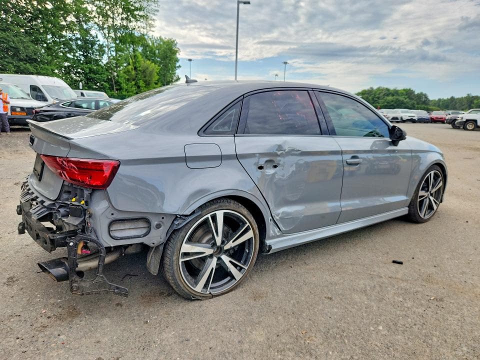 2018 AUDI RS3 3