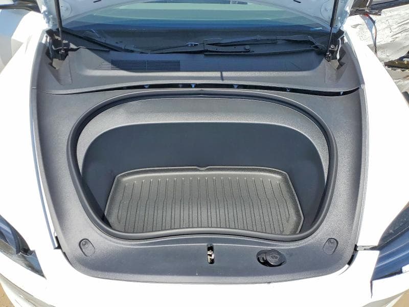 2025 TESLA MODEL 3 11