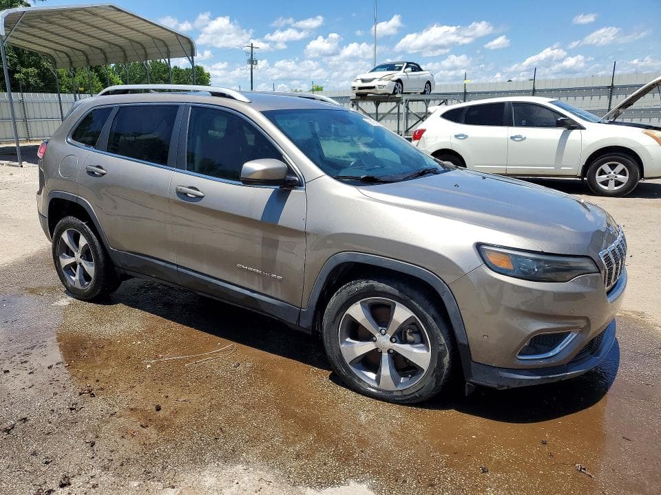 2019 JEEP CHEROKEE LIMITED 4