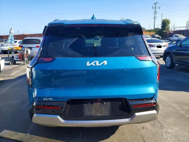 2024 KIA EV9 LAND 6
