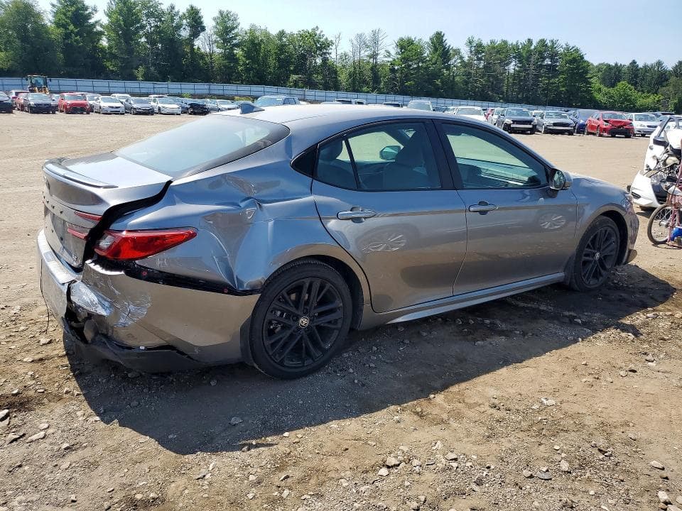 2026 TOYOTA CAMRY SE 3