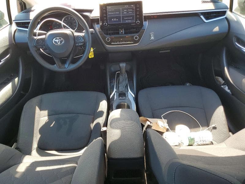 2021 TOYOTA COROLLA LE 8