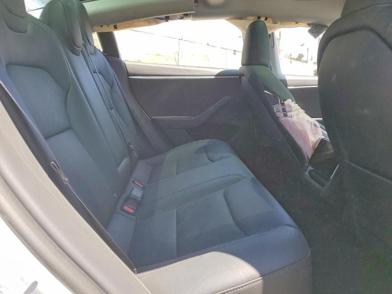2025 TESLA MODEL 3 10