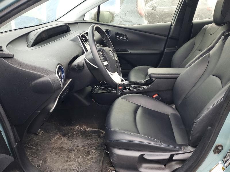 2017 TOYOTA PRIUS THREE TOURING 7