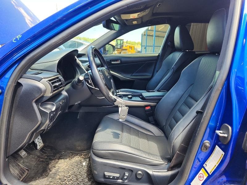 2017 LEXUS IS 350 7