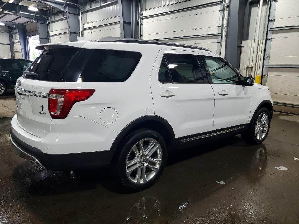 2017 FORD EXPLORER XLT 3