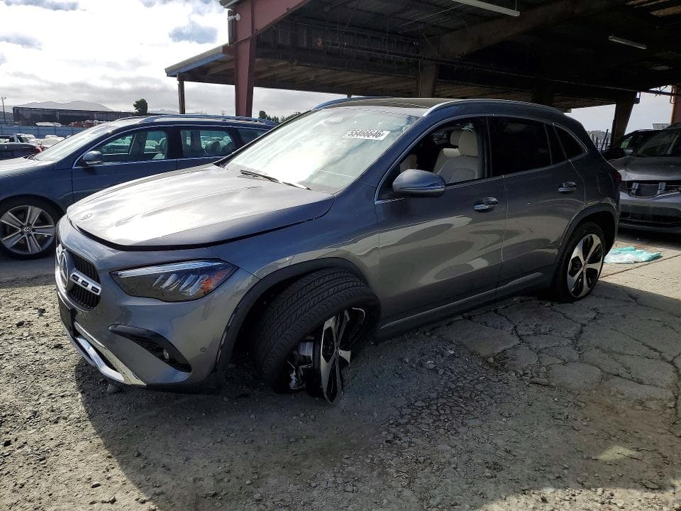 2025 MERCEDES-BENZ GLA-CLASS