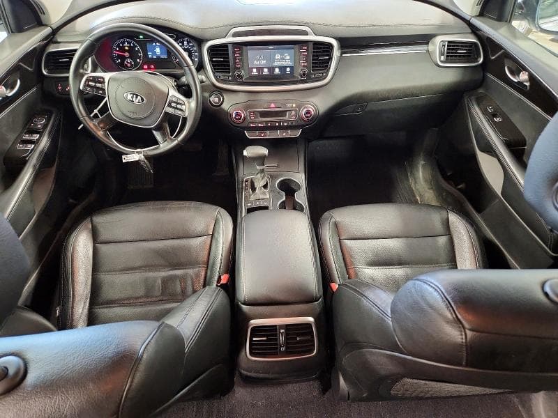 2020 KIA SORENTO S 8