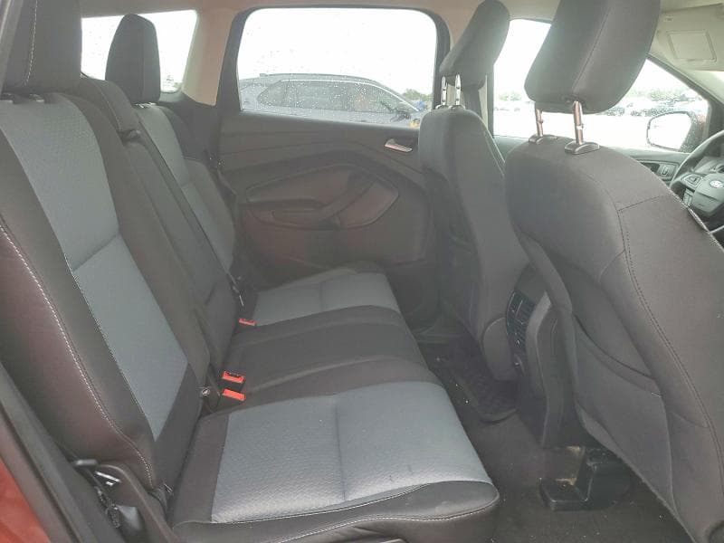 2018 FORD ESCAPE SE 11